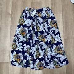 BEAMS Sun Surf ウクレレ柄 ロングスカート ネイビー - メルカリ