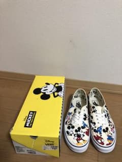 バンズ　ディズニーコラボ　27cm 新品のサムネイル