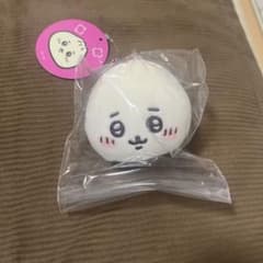 ちいかわ飯店 ぷちミニマスコット 肉まんになっちゃった！（ちいかわ）のサムネイル