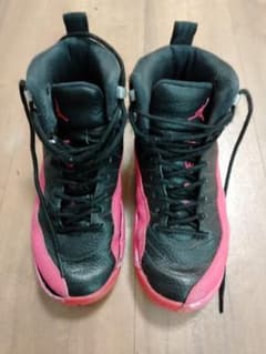 22.5cm　Nike Air Jordan 12 GS Black Pinkのサムネイル