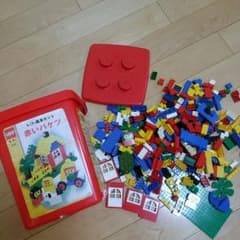 レゴブロック♪赤いバケツ♪のサムネイル