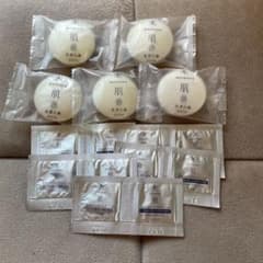 KOSE 米肌　肌潤石鹸　約70日分　おまけ付きのサムネイル
