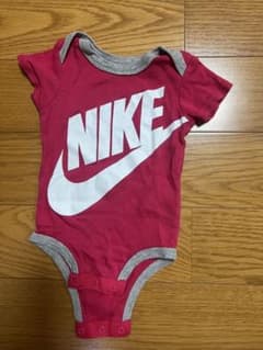 NIKEのサムネイル