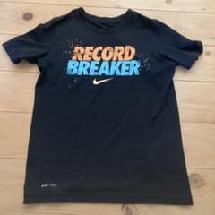 NIKE Tシャツ140 ブラックのサムネイル