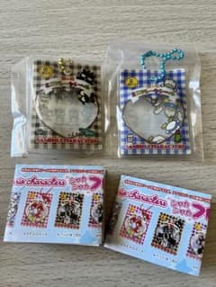 サンリオキャラクターズ シャカシャカフレークシール 2種のサムネイル