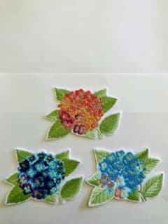 花　刺繍ワッペンのサムネイル