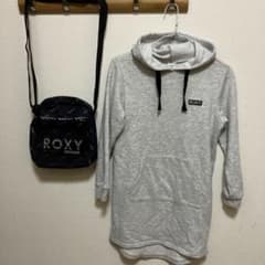 バラ売り可　ROXY2点セット フード付きカジュアルパーカー 140 バックのサムネイル