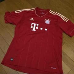【ベッカム様専用】バイエルンミュンヘンレプリカユニフォームのサムネイル