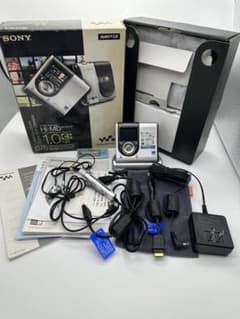 SONY MZ-DH10P Hi-MD Walkman MP3 Player