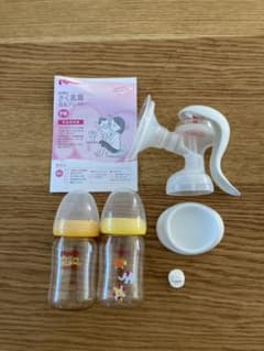 ピジョン手動搾乳機＋哺乳瓶2本のサムネイル
