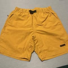 Gramicci ショートパンツ マスタードのサムネイル