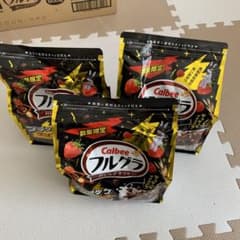 カルビー　フルグラ　ブラックサンダー味　3袋のサムネイル