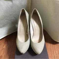 値下げしました！ZARA パンプスのサムネイル