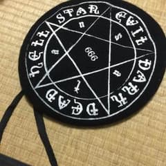 ヘルキャットパンクス 魔法陣ベレー帽のサムネイル