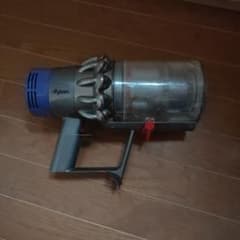 Dyson スティッククリーナー本体　V10 Sv12 ジャンクのサムネイル