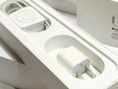 Apple正規品 磁気充電ケーブル・ACアダプタ 純正 充電器のサムネイル