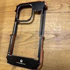 ウッドケース　iPhone15のサムネイル