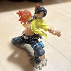 ワンピース ポートガス・D・エース フィギュアのサムネイル