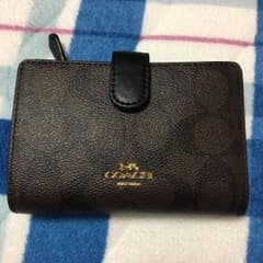 COACH コーチ 二つ折り財布のサムネイル