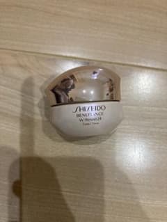 SHISEIDO ベネフィアンス Ｗレジスト２４ インテンシブ アイコントアク…のサムネイル