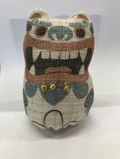 シーサー ぬいぐるみ 鈴付き 布製のサムネイル