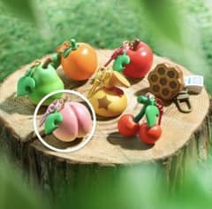 あつまれ どうぶつの森 フルーツ キーホルダー 桃のサムネイル