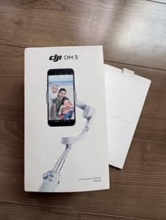 DJI OM 5 スマートフォン用ジンバル スタビライザー - メルカリ