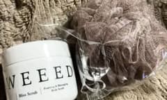 WEEEDのサムネイル