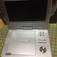 9インチポータブルdvdプレイヤーのサムネイル