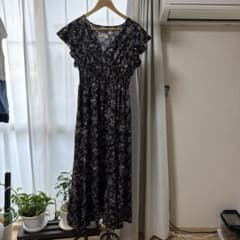 花柄フリル袖ロングワンピースのサムネイル