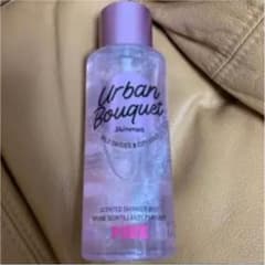 ★お値下げしました★PINK 香水 ビクトリアシークレットのサムネイル