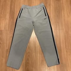 Nike グレー ジャージパンツのサムネイル