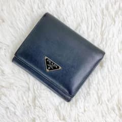 【美品✨】PRADA 折り財布　三つ折り　三角ロゴ　ブラック　サフィアーノ　革のサムネイル