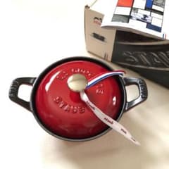 【希少】ストウブ ココット ヴィンテージシリーズ 12cm Rチェリー 鋳鉄製 希少】ストウブ ココット ヴィンテージシリーズ 12cm Rチェリー 鋳鉄製