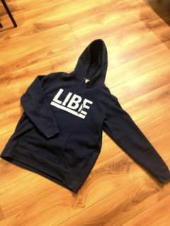 値下げ中！　LIBE パーカー　ネイビー　XLのサムネイル