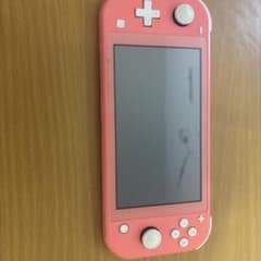 Nintendo Switch Lite 本体 コーラルのサムネイル