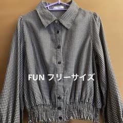 FUN チェック柄 長袖シャツ　フリーサイズのサムネイル