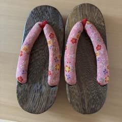 花柄鼻緒の木製草履 19cmのサムネイル