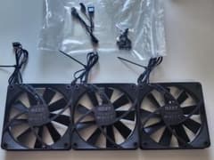 NZXT 120mm ケースファン 3個セット 未使用品 黒のサムネイル