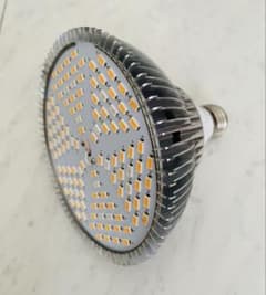 LED植物育成ライトランプ80W E26口金 フルスペクトラム　中古のサムネイル