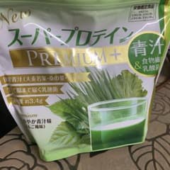 新品未開封)今月入荷！　カーブスプロテイン　青汁のサムネイル