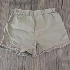 カーキ フリル付きショートパンツ 104のサムネイル