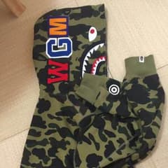 本日限定値下げ早い者勝ち！APE シャークパーカーのサムネイル