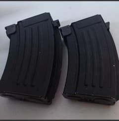 東京マルイ製 ak47用250連マガジン x2のサムネイル