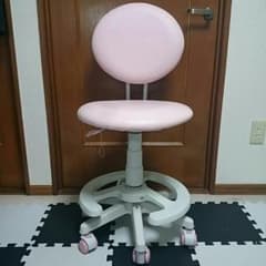 専用      コイズミ2016年モデル 学習デスクチェア 女の子のサムネイル