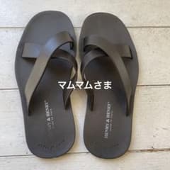 ヘンリーアンドヘンリー　サンダルのサムネイル