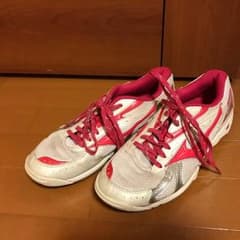 バレーボールシューズ(25cmピンク)のサムネイル