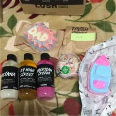 LUSH シャワージェル・バスボムのサムネイル