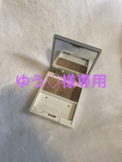 NU SKINアイシャドウのサムネイル