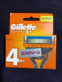 Gillette フュージョン 5+1 替刃 4個入のサムネイル